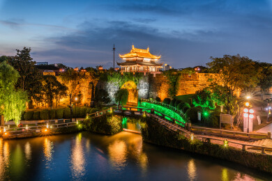 苏州盘门城门夜景