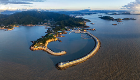 浙江宁波象山松兰山亚帆中心清晨航拍