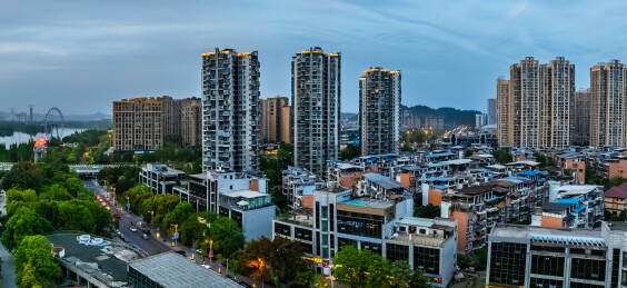 中国四川省遂宁市涪江外滩高楼大厦建筑