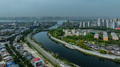 中国四川省遂宁市涪江外滩高楼大厦建筑