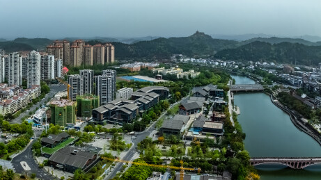 中国四川省遂宁市涪江外滩高楼大厦建筑