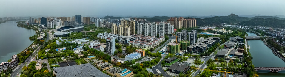 中国四川省遂宁市涪江外滩高楼大厦建筑