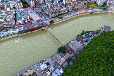 川西泸定县川藏铁路泸定大渡河特大桥悬索桥