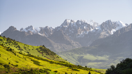 中国四川甘孜州巴塘措普沟景区风光