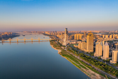 南昌红谷滩城市天际线航拍