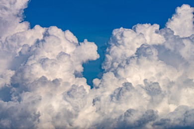 蓝天白云积雨云