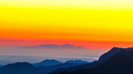 清晨日出群山自然风景航拍全景