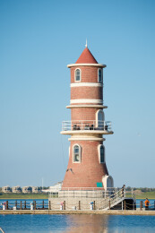 中国河北省张家口沽源县天鹅湖景区湖畔灯塔