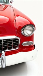 复古红车经典车头特写