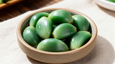腊八蒜绿蒜泡蒜