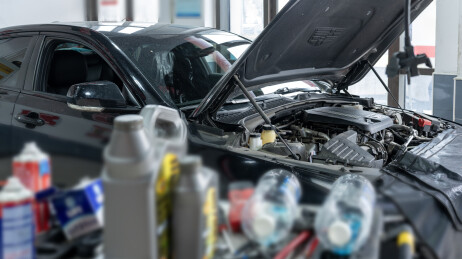 汽车引擎检修与维护