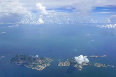 航拍广东珠海市珠江口海域海岛 担杆列岛