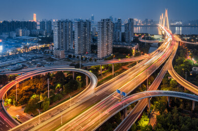 武汉二七长江大桥立交桥车流夜景