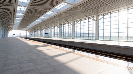 现代化车站站台空景