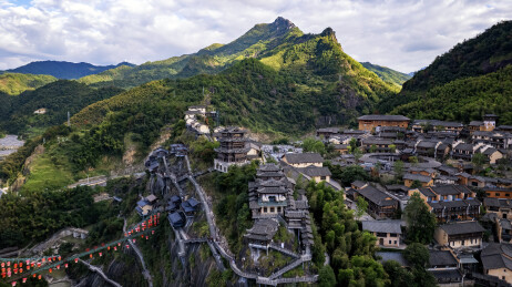 航拍望仙谷山间古村落旅行