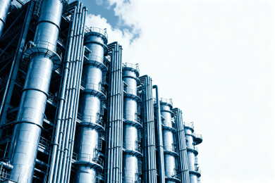 工业厂区高塔管道蓝天