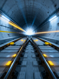 隧道铁轨光影动感画面