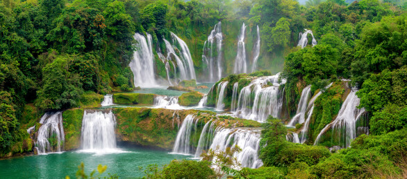 中国广西崇左大新县德天跨国瀑布景区风光