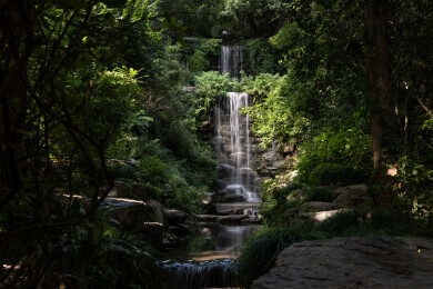 绍兴府山公园龙湫泉