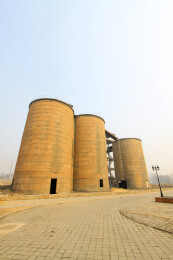 大型储粮筒仓建筑群