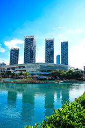 深圳海上世界海滨公园风光