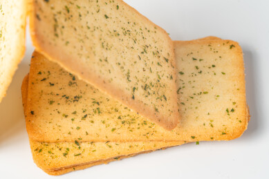 酥脆海苔饼干特写