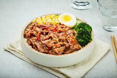 牛肉饭 