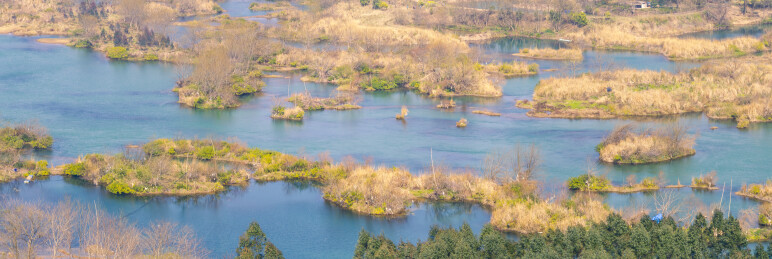 航拍广西桂林灵川甘棠江三街镇河段田园风光