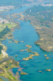 航拍广西桂林灵川甘棠江三街镇河段田园风光