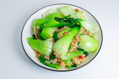 蒜蓉油面筋炒青菜