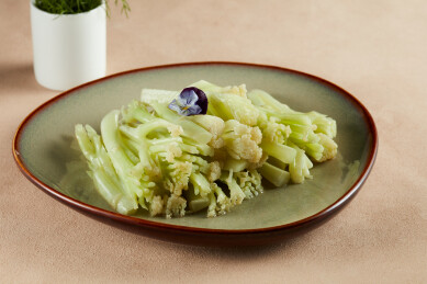 清炒花菜