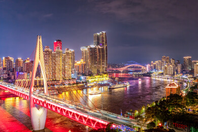 重庆渝中半岛东水门大桥    