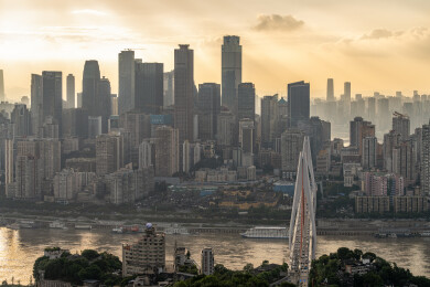 重庆渝中半岛东水门大桥    