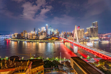 重庆渝中半岛东水门大桥    