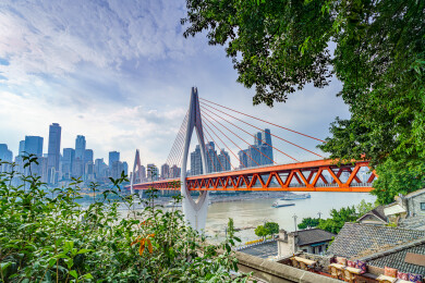 重庆渝中半岛东水门大桥    