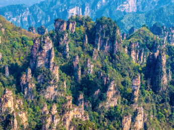中国湖南张家界天子山风景区航拍风光