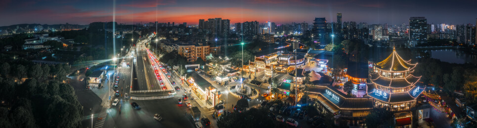 广西南宁如意坊城市日落夜景