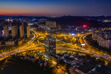 航拍湖南长沙南二环罗家嘴立交桥与洋湖夜景