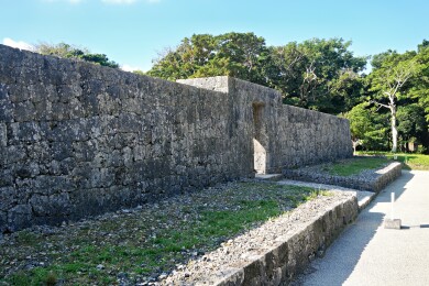 日本冲绳县那霸市，世界文化遗产玉陵