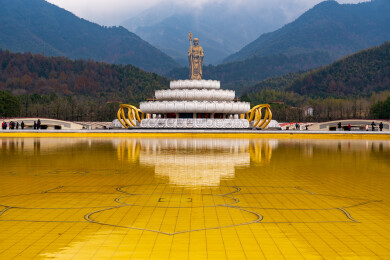 安徽九华山大愿文化园地藏圣像