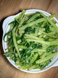 广式椒丝腐乳炒通菜特写