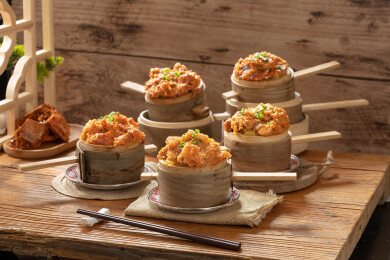 川味粉蒸肉蒸笼摆盘餐饮宣传粉蒸肉美食特写