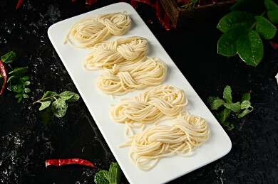 火锅食材现做手擀面