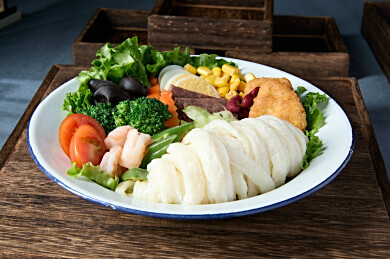 牛筋面为主的轻食健康减脂餐