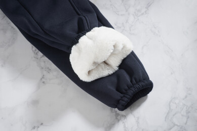 仿羊羔绒厚实保暖束口儿童毛裤