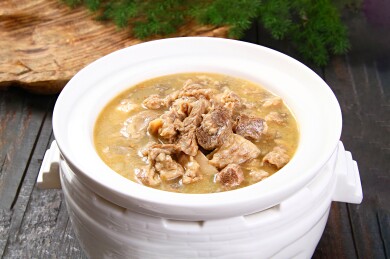 滋补羊肉煲