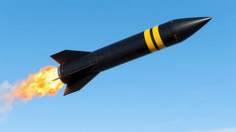 黑色导弹喷焰飞行
