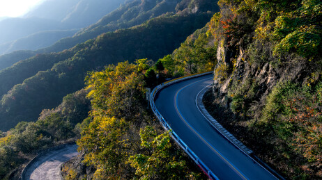 山区公路交通航拍