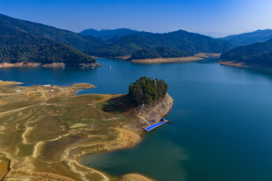 航拍湖南株洲市攸县酒仙湖景区