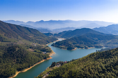 航拍江西萍乡芦溪狗脑寨与山口岩水库